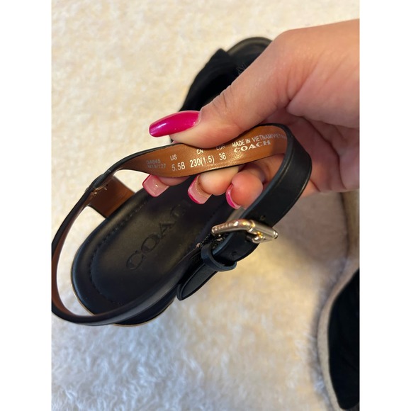 $230 Like New Coach Katey Wedge Size 5.5 - Picture 5 of 7